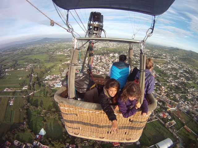  views of the balloon 